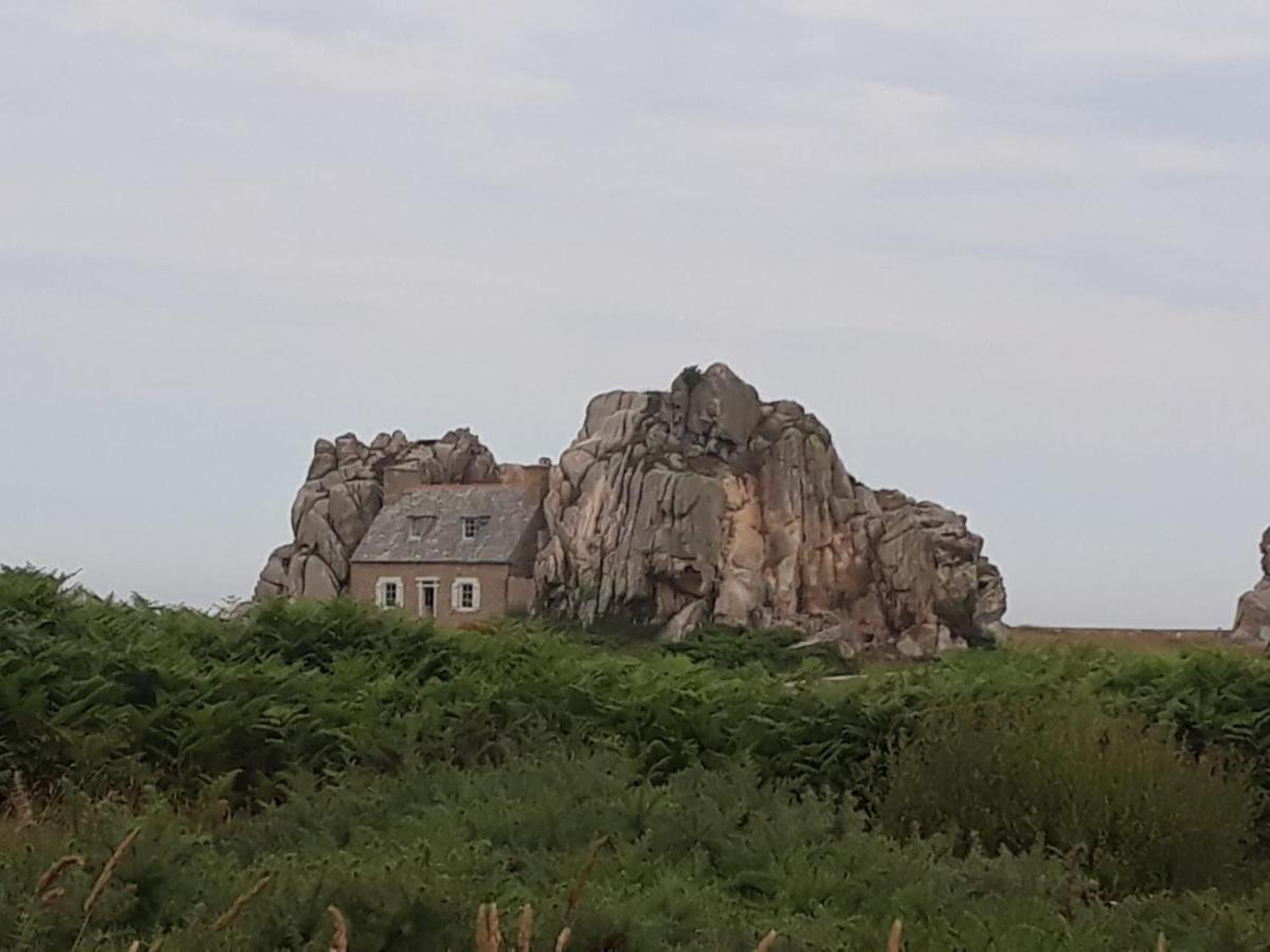 Ty Ann Maison Avec Jardin Clos De Mur, A Proximite Des Commerces Et A 3Km Des Plages Penvenan Exterior photo